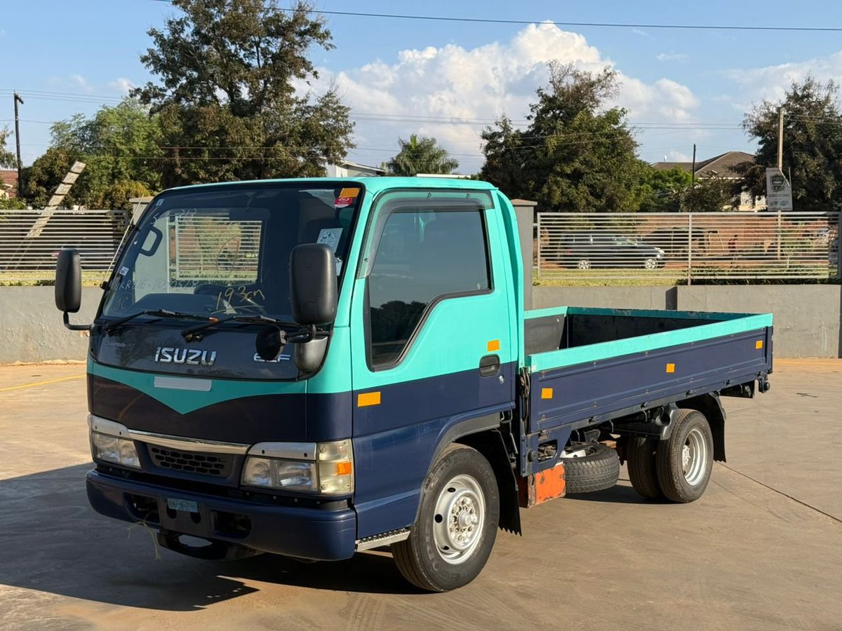 thewoRldnegHire's tweet photo. let's talk business guys

Isuzu ELF...4800cc diesel, manual...145000kms

43mita negotiable
call or Whatsapp 
0885897177
rt https://t.co/BN0it5uAbb