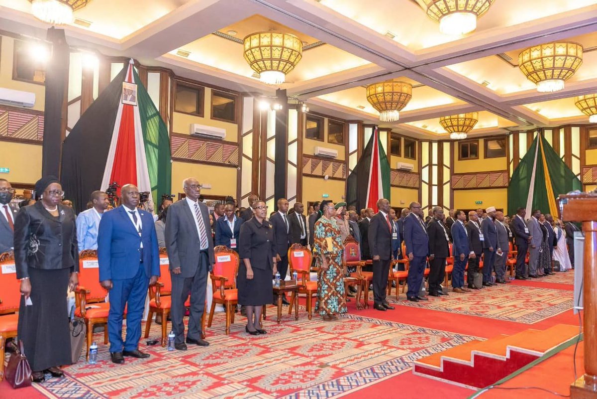 HonJNyakundi's tweet photo. President William Ruto officially opens the 3rd Chief Justice's Alternative Dispute Resolution Forum, Nairobi

Mchapa Kazi Rais Ruto Ni Tutam ✌️ Kazi iendelee 💯 https://t.co/wyorxsHmh9
