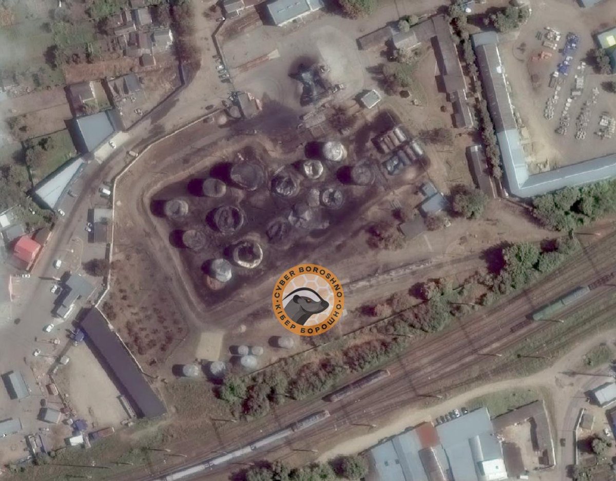 wartranslated's tweet photo. An attack on the oil depot in Usť-Labínsk destroyed most of the tank farm, with only small tanks at a distance from the strike surviving, CyberBoroshno reports. https://t.co/KeDphN71wI