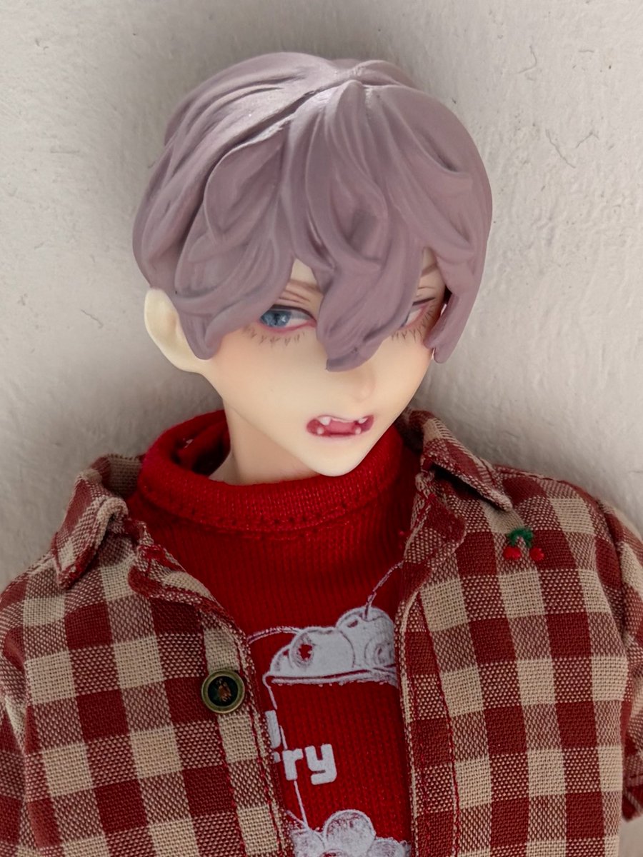 lilicodool's tweet photo. なるべく粗が目立つように撮りました。クオリティはこんな感じです。雰囲気とか気に入ってくれる方がいたらとても嬉しいです。どの髪色も市販色そのままではなくあれこれ混ぜ混ぜ、重ねたり濃淡つけたりでのっぺり見えないようにしました。髪の毛の造形も神。かわいい。 https://t.co/v4mdhGUmjS