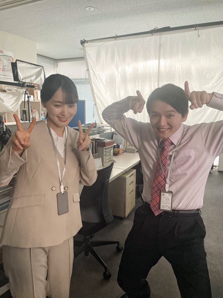 doramanext_tx's tweet photo. ❬❰ 📸𝗼𝗳𝗳 𝘀𝗵𝗼𝘁 ❱❭

蟹座と牡牛座の2人で！
お互いのポーズを交換し合って撮っていただきました📸

ドラマ「水曜日、私の夫に抱かれてください」
#菅井友香 #濱田龍臣

▼#すいだか はTVerで無料見逃し配信中📺
║https://t.co/a6exN1Njee
★U-NEXTでは全話独占配信中★
║https://t.co/PUBsKaIEYh
