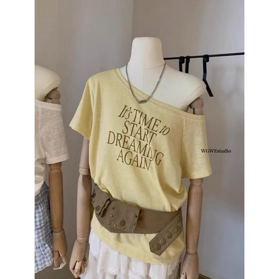MamuSecondhand's tweet photo. ส่งต่อเสื้อผ้าของเค้าเอง🧢❗️
1. สีขาว 120รส
2. ปาดไหล่ สีเทา 120รส
3. ปาดไหล่เหลือง 120รส
4. Babytee 85รส
 เหมา 380 รส เพิ่มเติมทักมาได้เลยค่า

#ส่งต่อ #ส่งต่อเสื้อผ้ามือสอง #ส่งต่อเสื้อผ้ามือ2 #ส่งต่อคสอ #โล๊ะตู้เสื้อผ้า #โล๊ะตู้ #เสื้อผ้าน่ารัก #เสื้อผ้าราคาถูก #ส่งต่อเสื้อผ้า https://t.co/UAxcPf3kw7