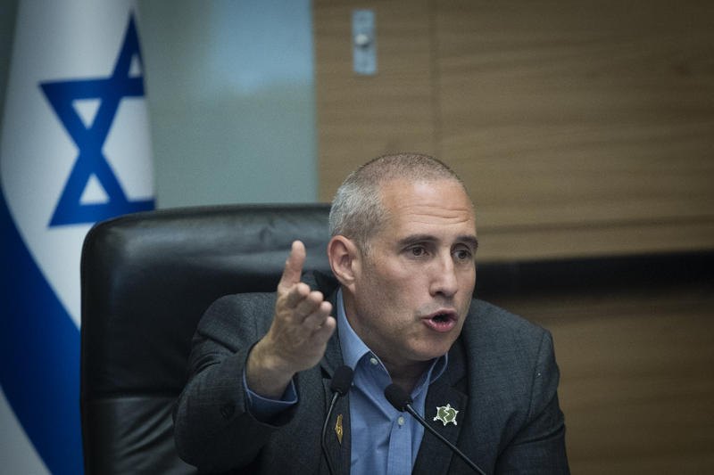 IsraelGaley's tweet photo. יו"ר ועדת הכספים: "היועמ"שית עומדת בראש זרוע שתופרת תיקים"

יו"ר ועדת הכספים ח"כ חנוך מיליביצקי לזיו מאור ואבי גרינצייג: "היועמ"שית מורדת במדינת ישראל; כמה פעמים עוד נצטרך כל פעם לומר 'זה לא חוקי'? היא שוברת את החוק, היא עומדת בראש זרוע שתופרת תיקים, שמנסה לחסל חיסול פוליטי אנשים וששומרת על בוגדים ובוגדות כמו הפצ"רית וכל יתר האנשים שהשתתפו בעלילת הדם הזו".

צילום: יונתן סינדל - פלאש 90
