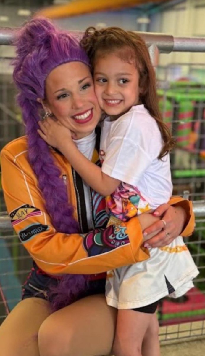 PartyBellesUK's tweet photo. Thank you, Rachel, for making my daughter’s 5th birthday so magical. We are incredibly grateful, and I wouldn’t hesitate to recommend Party Belles to anyone looking for a fantastic party entertainer. You were absolutely amazing. #party #review #birthday #kpop #entertainment https://t.co/Ojl6oKkpRU