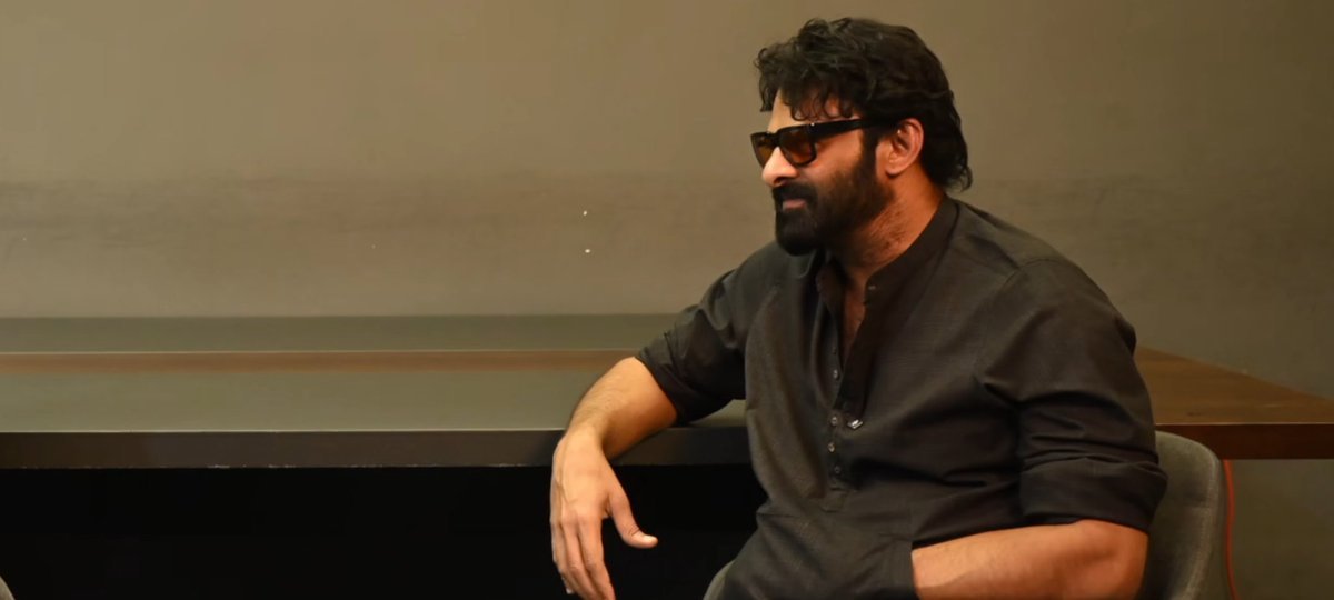 MunnaTjs's tweet photo. Mental mass look ayaa 🥵🥵🥵❤️‍🔥
#Prabhas‌ https://t.co/ZZhVSg4JKK