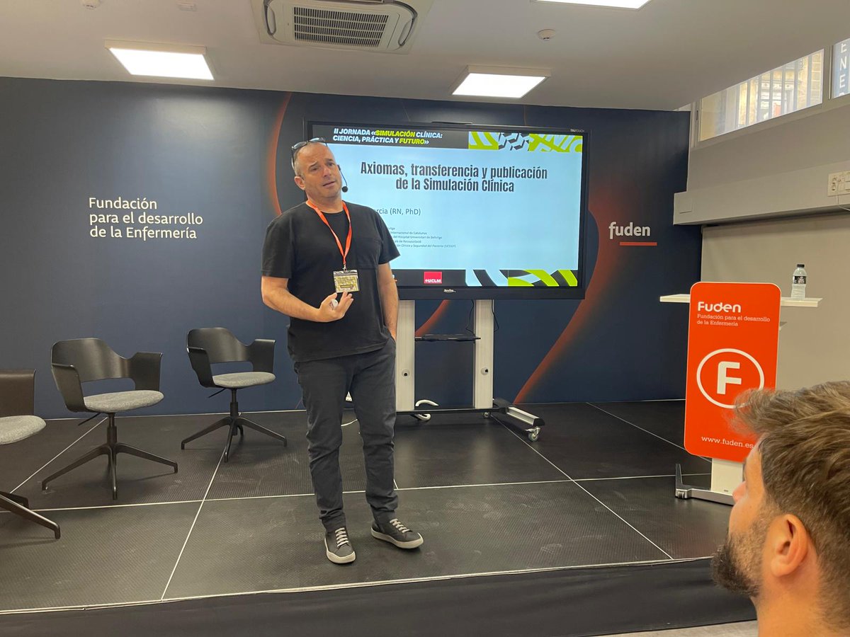 fuden_es's tweet photo. 🚀Arranca la II Jornada “Simulación clínica: ciencia, práctica y futuro” con la ponencia inaugural, que corre a cargo de Jordi Castillo, presidente de @Sessep_Esp
#JornadaSimulación #SimulaciónClínica #Enfermería #Fuden https://t.co/WXIqAsKnVD