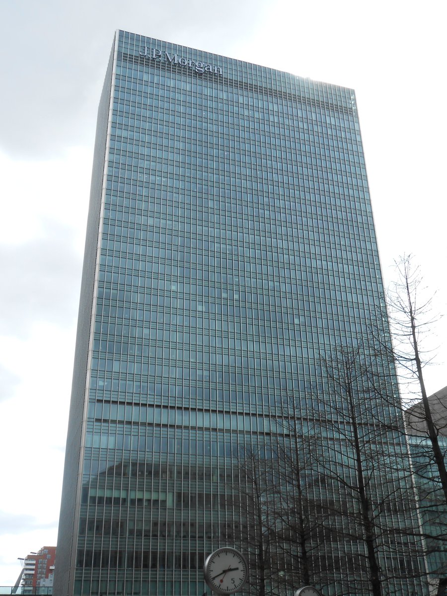 MadridProyecta's tweet photo. 🏢JP Morgan🇺🇸 ve Madrid como el lugar idóneo para establecer la City en la UE tras el Brexit.

Madrid se muestra como la mejor opción para la localización de las oficinas alternativas a Londres. La noticia es de 2016.

ℹ️https://t.co/D9LsEgeYDb
🗨️https://t.co/mHnC6xDJsQ https://t.co/ZLBl1DmeMQ