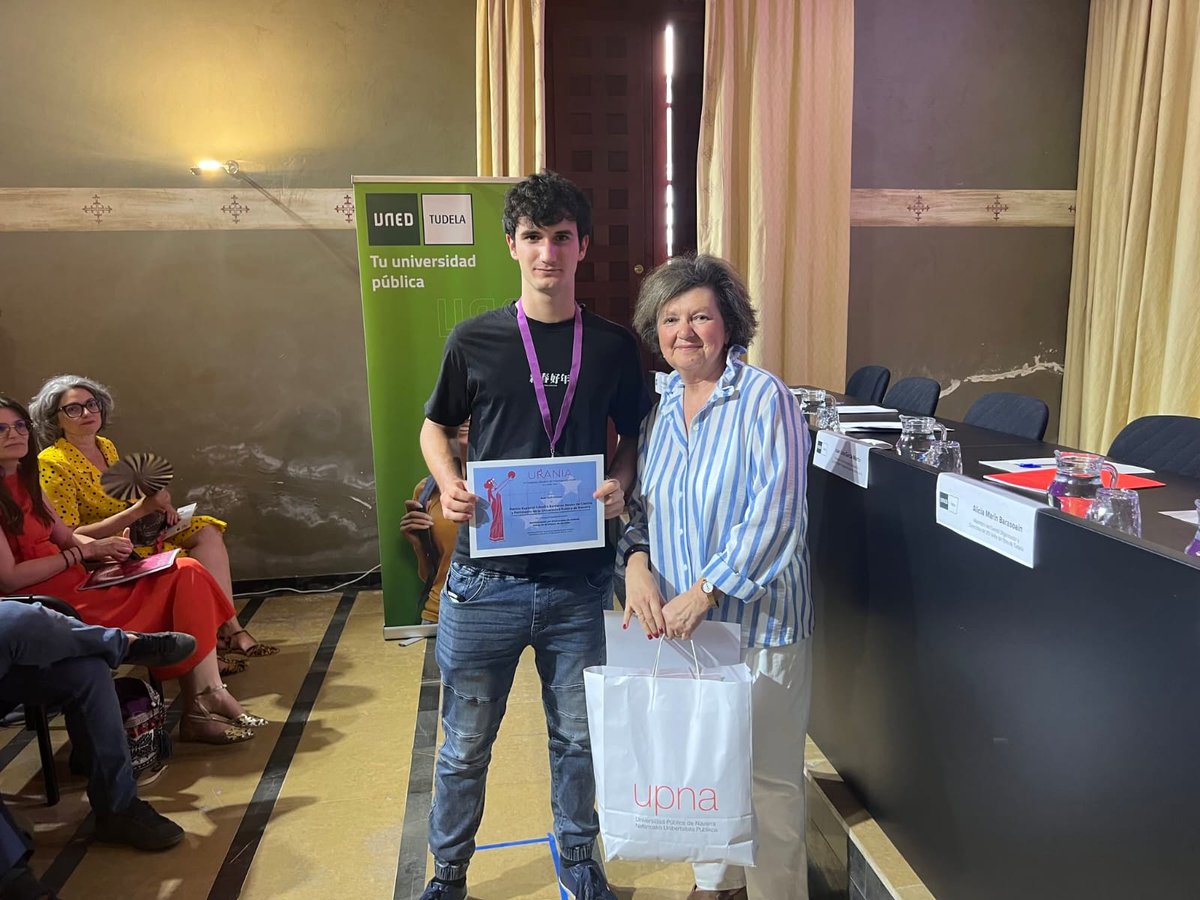 iesbaranain's tweet photo. El VI Congreso Navarro de Investigación Joven (Urania VI), celebrado en la UNED Tudela, Asier Goñi Imizcoz (IES Barañáin) recibió el premio de la Cátedra Bardenas Reales de Ciencia y Patrimonio de la UPNA y Telmo Bayano Flamarique participó con su investigación. https://t.co/BZ6bzylBZK