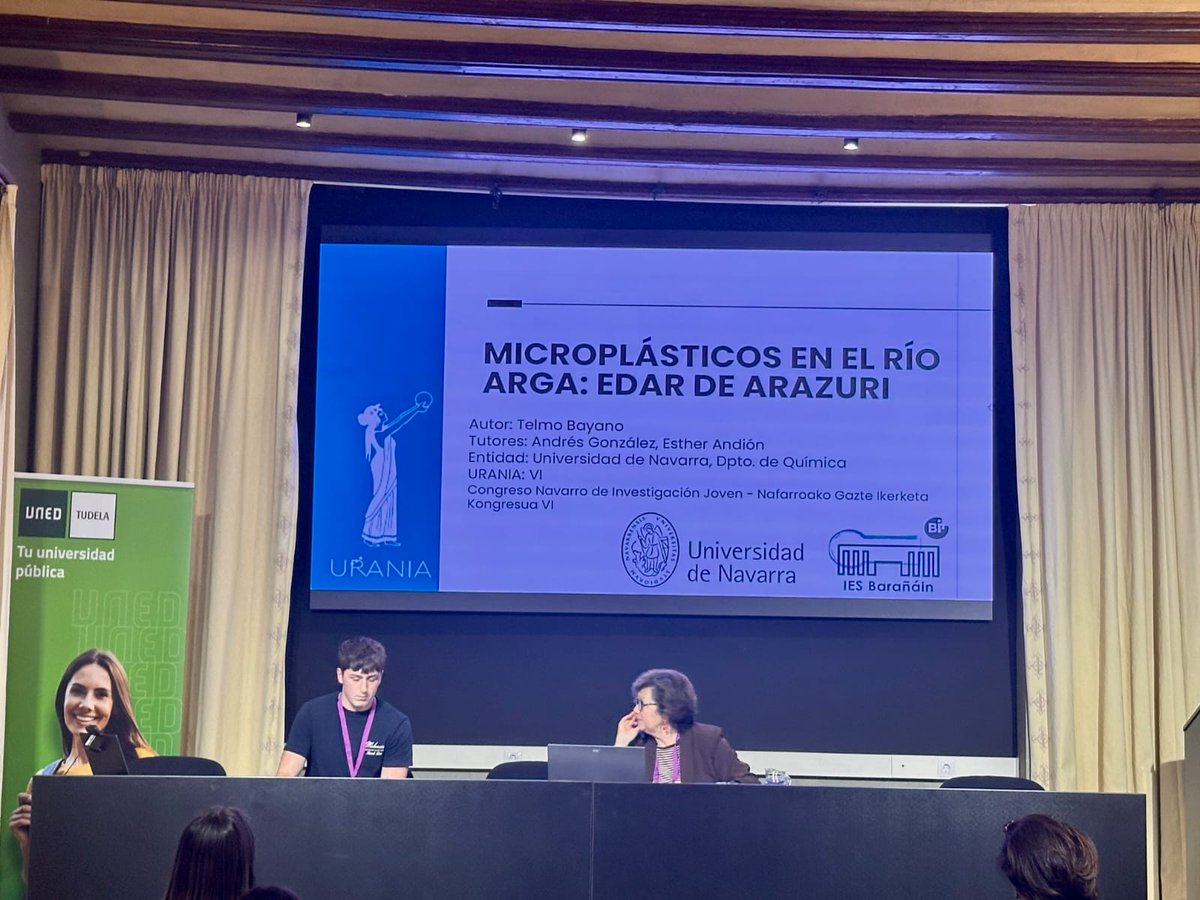 iesbaranain's tweet photo. El VI Congreso Navarro de Investigación Joven (Urania VI), celebrado en la UNED Tudela, Asier Goñi Imizcoz (IES Barañáin) recibió el premio de la Cátedra Bardenas Reales de Ciencia y Patrimonio de la UPNA y Telmo Bayano Flamarique participó con su investigación. https://t.co/BZ6bzylBZK