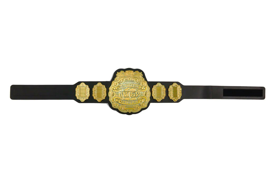 njpwglobal's tweet photo. 🏆 The legendary 4th IWGP Heavyweight Championship is back!

From a belt-inspired strap you can take anywhere to a replica plastic championship belt perfect for cosplay, gifts, and future champions, celebrate the 2026 Belt Revival in style.

https://t.co/Itkwod6Vtf

#njpwshop https://t.co/Jh4Ze01MUN