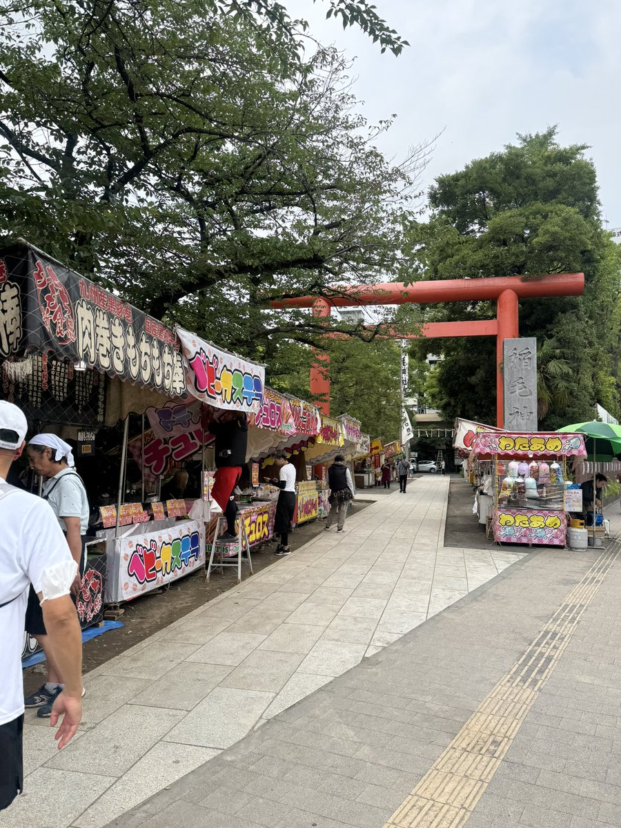 menyarihachi's tweet photo. 猛暑もあり今年から2か月前倒しになった山王祭。いつもなら8月で学生は夏休みで賑わっているのですが流石に祭りでも6月の平日昼過ぎだと人はいないですよね。 https://t.co/JrNJkJitRm