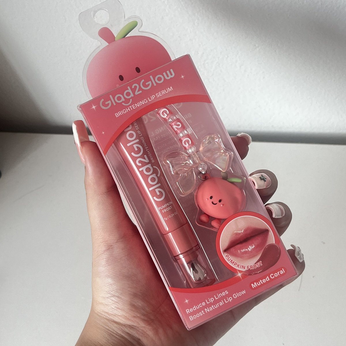 superkwann_'s tweet photo. #แจกฟรี 1 รางวัล Glad2Glow Lip serum ของใหม่! ทำครบแล้วเม้นไว้ได้เลยค่า

⭐️รีทวิต + ฟอล
⭐️รีในไฮไลท์
⭐️ประกาศ22june
#แจก #แจกฟรีเเค่รีฟอล #กิจกรรมแจก #แจกเครื่องสำอาง #แจกคนรีจริง https://t.co/ZJvfESf5Qi