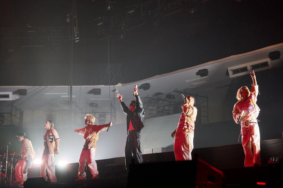 ma55iveofficial's tweet photo. 「MA55IVE UNION at 日本武道館」

Stage Photo📸

┈┈┈
MA55IVE THE RAMPAGE 
3rd LIVE TOUR 2026 "M5V" 
〜DEPARTURE〜
OFFICIAL FC先行抽選予約受付中❤️‍🔥
https://t.co/lTm6VLxMdU
┈┈┈

#MA55IVE #THERAMPAGE
#ましぶ帝国
@yamachiho1006 @ura_river_ @TAKAHIDE_rmpg_ @RIKU1994810 https://t.co/Am5rcviZgC