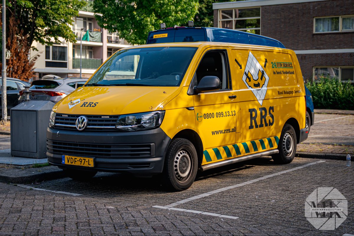 MkPersbureau010's tweet photo. Politie schiet op inbreker met schaar op Voltairestraat in Rotterdam-Zuid
https://t.co/6mnLop8fPN
#Rotterdam #Voltairestraat #Politie #Nieuws #Inbraak https://t.co/hQdzSviJSO