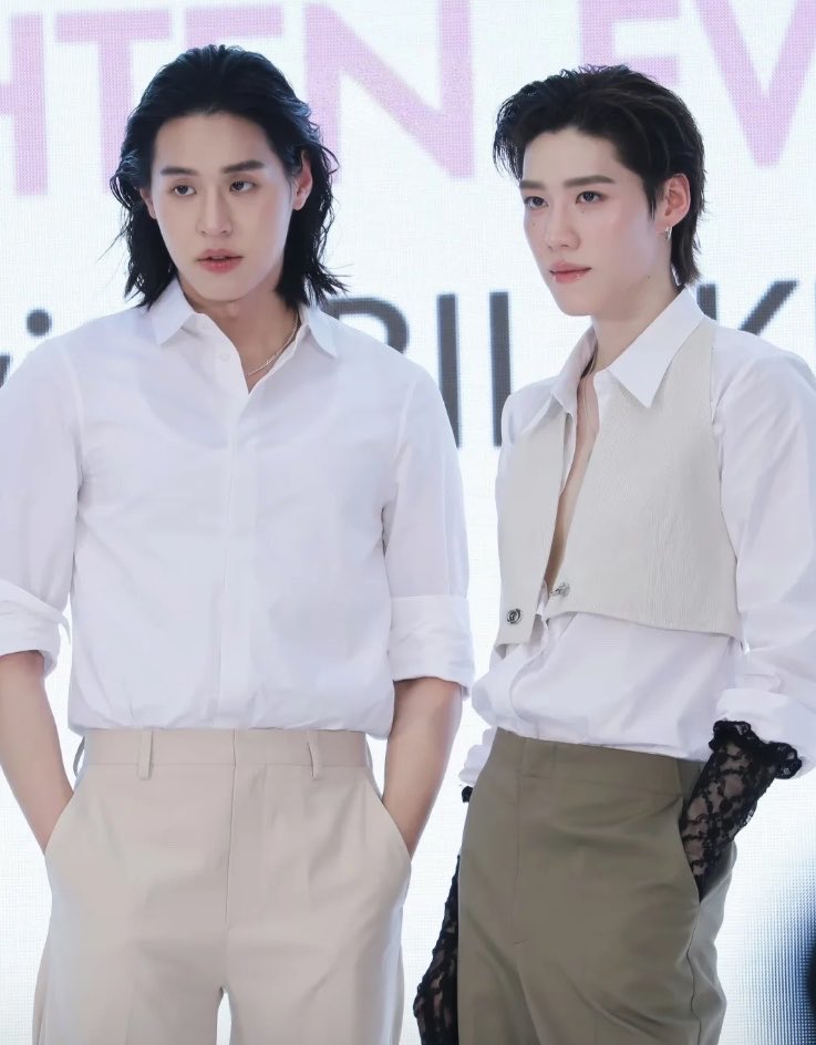 bk178cm's tweet photo. กลับมาให้เด็กมันดูหน่อยพี่ https://t.co/1Znvs3wGEQ