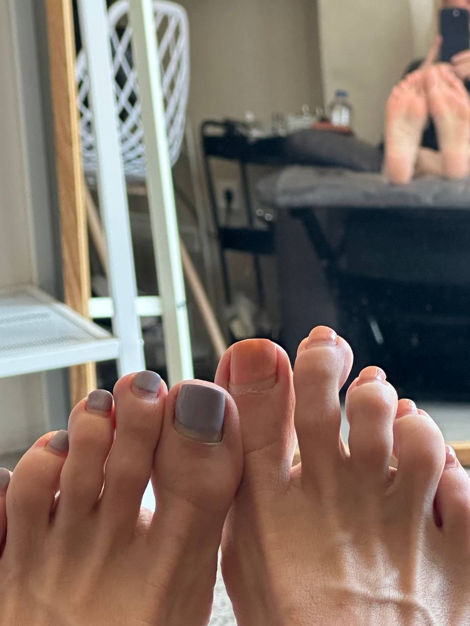 2 pic. This is my BEFORE, I choose a new color😊 https://t.co/twGWziLkOT