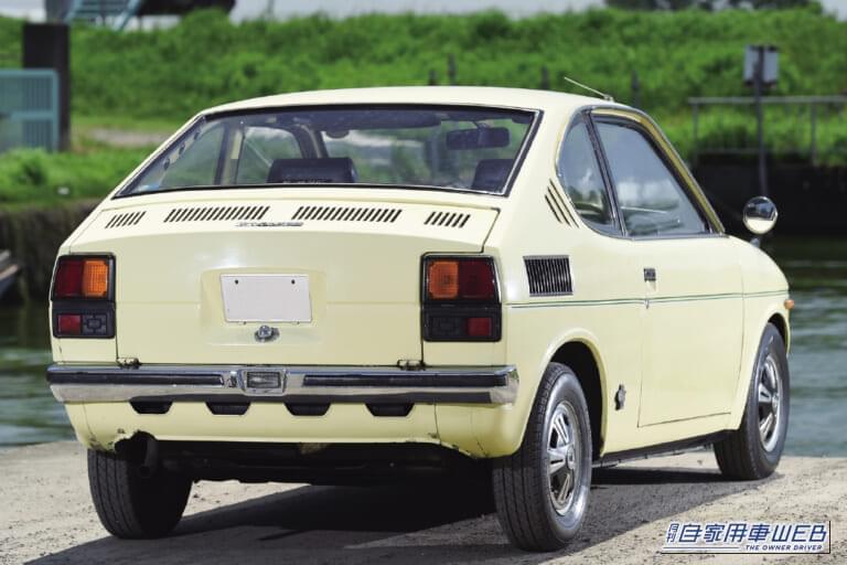 jikayosha's tweet photo. 【 これ、本当に軽自動車だったの？ 】

1971年に登場したスズキ「フロンテ クーペ」。

「2人だけのクーペ」のキャッチフレーズで登場した小さなスポーティカー。
当時の軽自動車とは一線を画す存在感を放っていました。

実用性が重視されがちな軽自動車の世界で、あえてスタイリッシュさを追求。
丸形6連メーターが並ぶさまがとても軽自動車とは思えない豪華さだったりと、多くの人を魅了した1台です。

55年前に誕生した名車「フロンテ クーペ」の魅力を振り返ります。

詳細はこちら👇
https://t.co/x8duej6UE6

#スズキ #フロンテクーペ