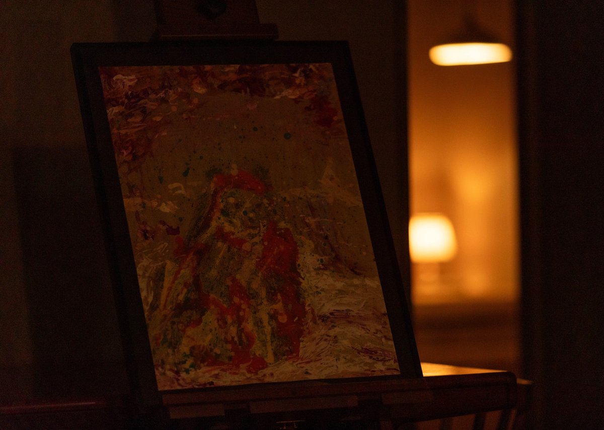totzyuta's tweet photo. 個展『わたしたちは、わ の中に』無事に終えました。赤坂の宿の一室に足を運んでくださり、絵の前で言葉を交わし、同じ「わ」の時間を過ごしてくださったみなさん、本当にありがとうございました。ひとつひとつの会話が、いまも静かに残っています。 https://t.co/g2otFjoSzU