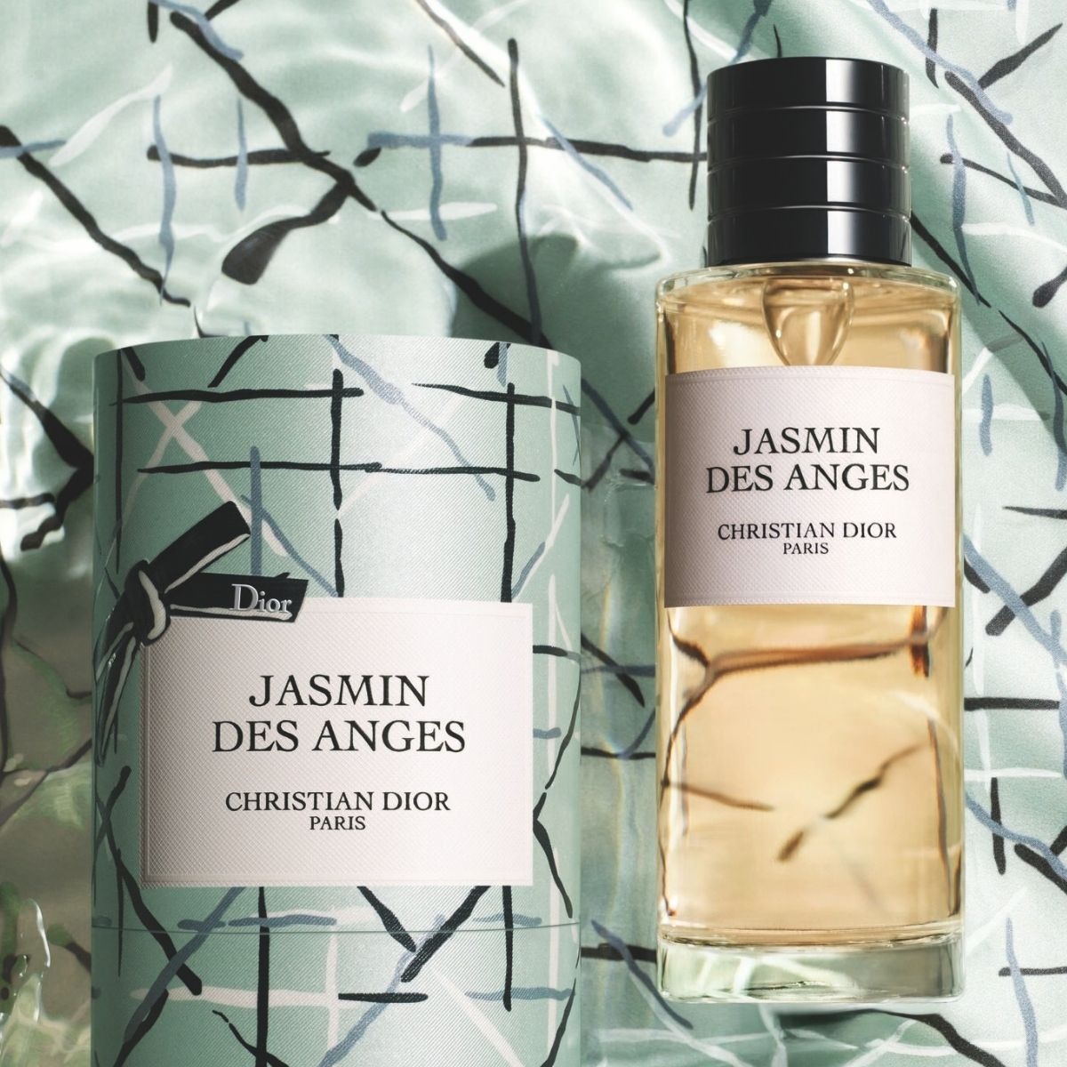 DiorBeautyJP's tweet photo. ラ コレクシオン プリヴェの「ジャスミン デ サンジュ」「グリ ディオール」「ディオール パラダイス」から、カナージュをまとった限定パッケージが登場。​​

鮮やかなサマーカラーのアイコニックなデザインが、フレグランスの魅力をさらに引き立てます。​​

あなたにぴったりの香りを探して。