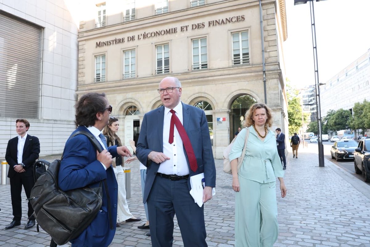 Europarl_FR's tweet photo. Des députés de @EP_Taxation sont aujourd’hui en 🇫🇷 pour échanger sur les sujets fiscaux. https://t.co/uvx1otx1Et