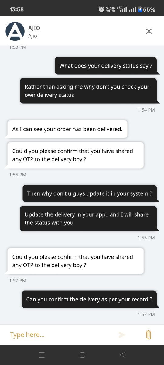 Parmar16Amit's tweet photo. @AJIOLife 

This is how your customer care handle queries.. first this guy Ajoy was not giving information about my delivery and then he consistently asked same question again n again.. and then stops replying https://t.co/qwlTvyyhlc