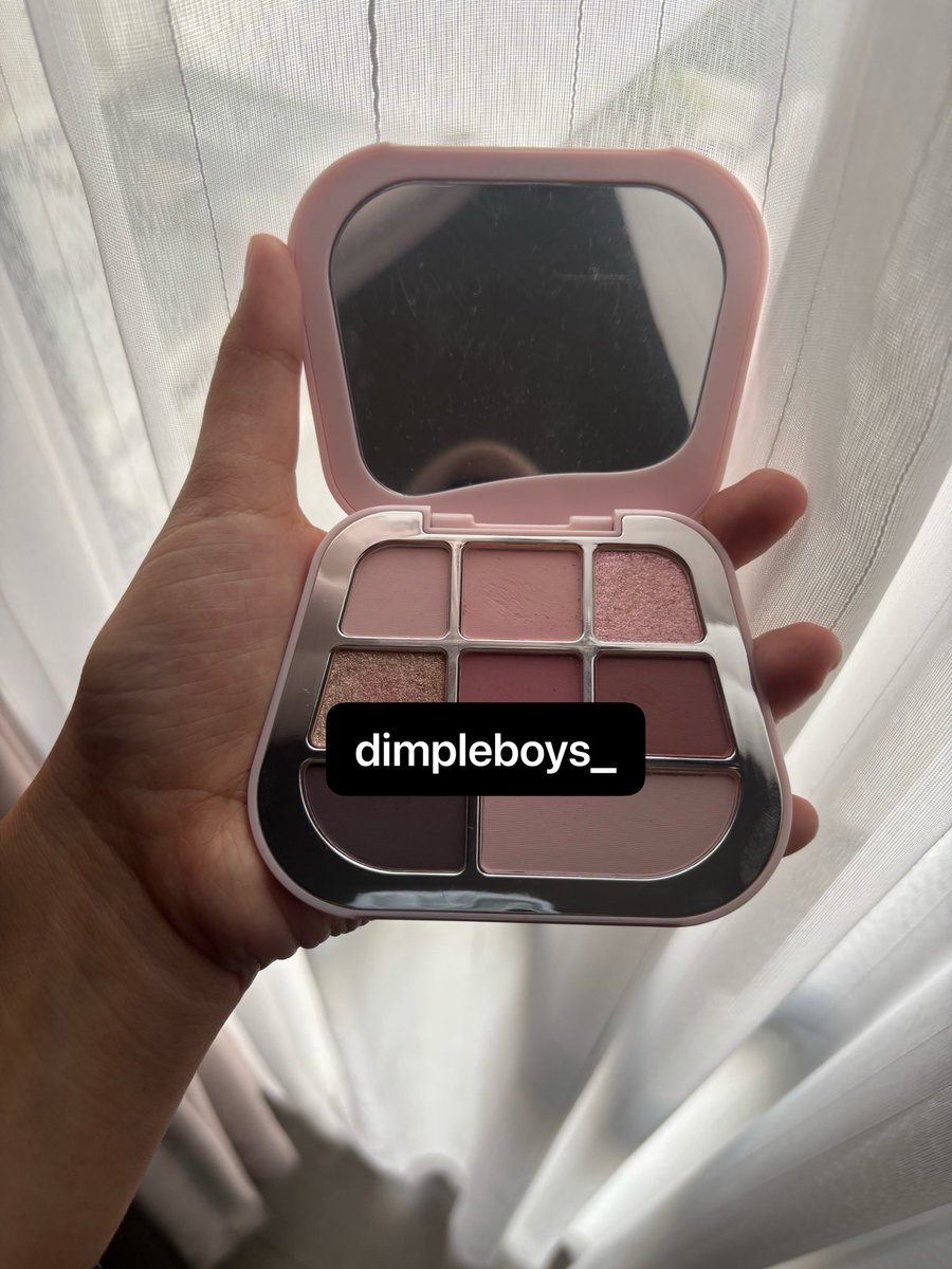 dimpleboys_'s tweet photo. wts preloved focallure eyeshadow pk01 
tag. new pl ss makeup eye look pink original https://t.co/O4pPxF7PiS