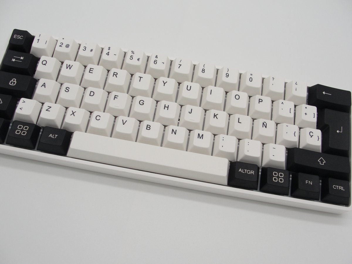 kbd_mania's tweet photo. No cambies de teclado, decide cambiar tus keycaps y parecerá otro totalmente nuevo.

• ¿Te has comprado un teclado y resulta que el enter es horizontal y no está la tecla Ñ? kbdmania tiene la solución.
Más detalles: https://t.co/UbOoHQqmU3
#keyboard #keycaps https://t.co/lML5tzaUMw