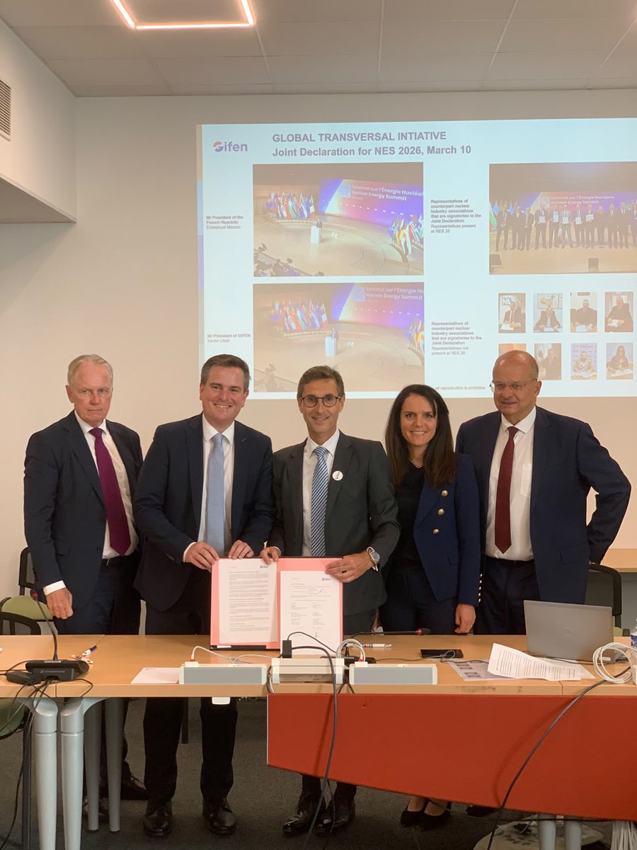 _GIFEN's tweet photo. 🇫🇷🤝🇨🇭 Mardi 16 juin, le @_GIFEN et le Swiss Nuclear Forum ont signé un Memorandum of Understanding visant à développer la coopération entre les industries nucléaires françaises et suisses, sous le parrainage de l'eurodéputé Christophe Grudler. https://t.co/P40gt7D1uG