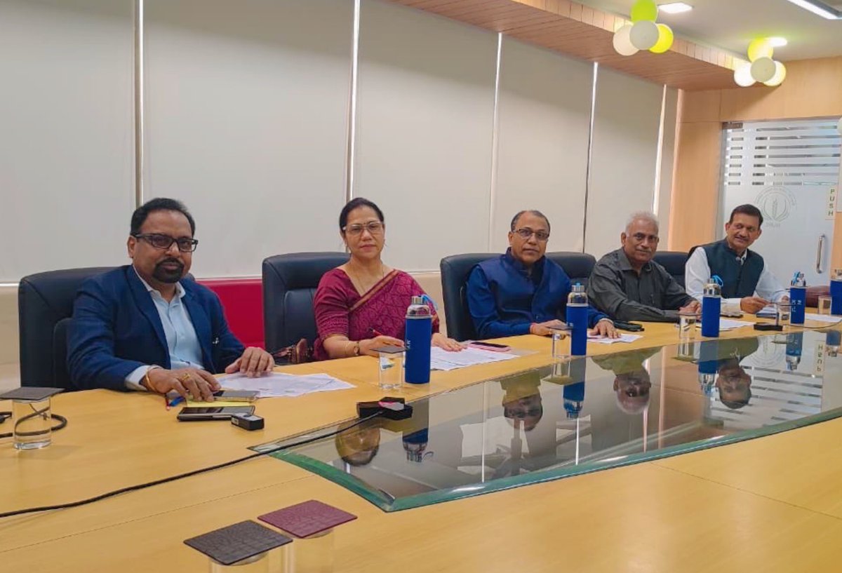 AVFCCL_ASSAM's tweet photo. This transformative initiative is poised to play a significant role in enhancing India's fertilizer self-reliance while fostering industrial growth and economic development in Assam.

#AVFCCL #NamrupProject #Leadership #ProjectManagement #FertilizerSector #AtmanirbharBharat https://t.co/J4yPUzBgGq