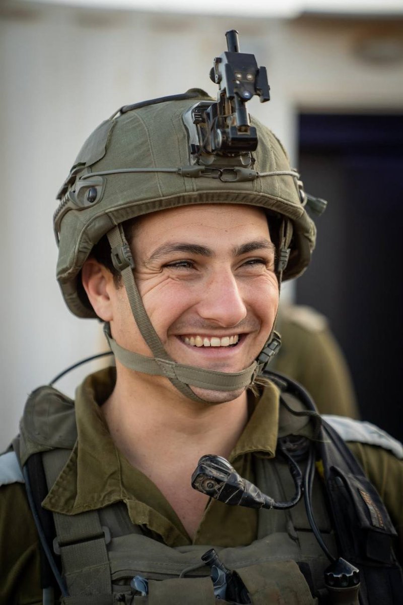 KaleoMoz's tweet photo. 🔴Israeli media reported that four Israeli soldiers, including a battalion commander, were killed by anti-tank missiles fired by Hezbollah during the night.
#Lebanon #israel #Iran #Palestine https://t.co/UmidjOFU0o