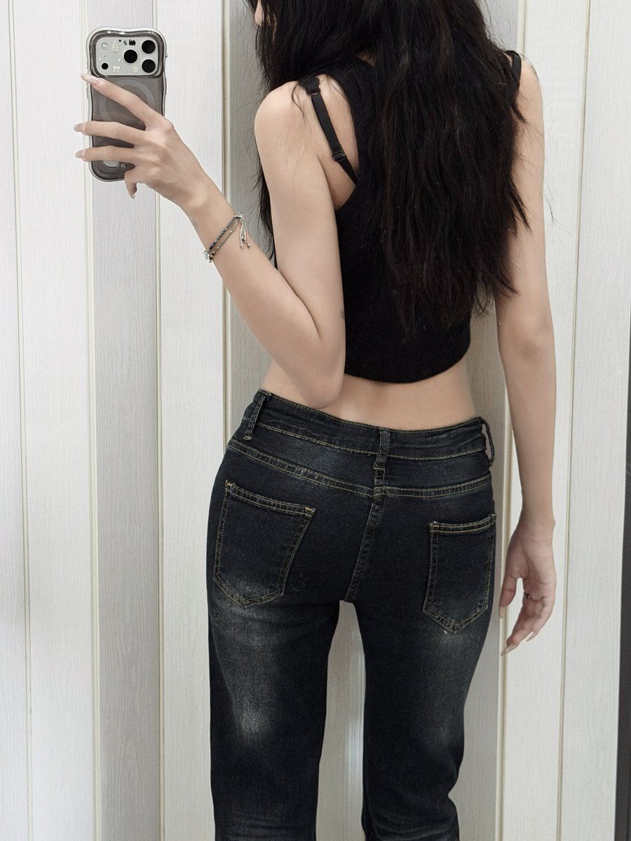 yoxrgravity's tweet photo. bootcut jeans ขาม้าที่พสเกาชอบใส่ เพราะมันขับหุ่นมาก แต่คนสูง 150+ หายากสุดๆ ขอคนเข้าใจ 🥹 อันนี้ได้ของตต.มา ขาพอดีเป๊ะ 200 กว่าบาท พสตัวเล็กกดด่วน https://t.co/Dzf5MA2OJi