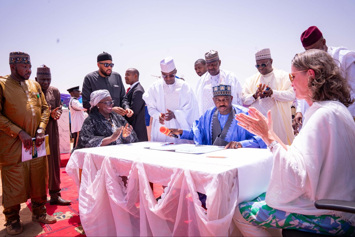 AshrafUsman_'s tweet photo. Less than 24 hours after the launch in Illela, we were in Rabah for the groundbreaking of another set of community investments under the Facility. From commitment to implementation, stabilization needs to move quickly if it is to build confidence and deliver results. https://t.co/KPDOXGSiqh