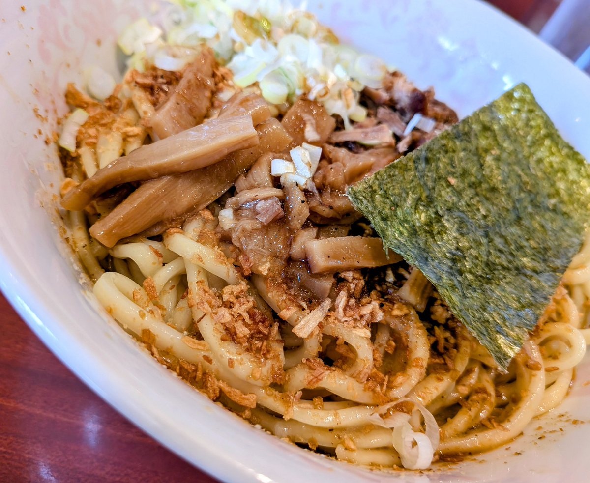 kenzou1013's tweet photo. おつけんぞう😆
久しぶり油そば食べた🍜 https://t.co/IRHDqS4anz