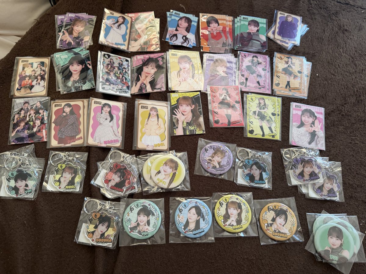 rrxxppx's tweet photo. とりあえず27日あと1箱だけあるけど
交換とお譲りの方には連絡しました！
ご連絡何日か返ってこなくてお取引なくなった場合またお譲りします！

るなぴ被りも🙆‍♀️🙆‍♀️ https://t.co/9Pu0hN4kMA