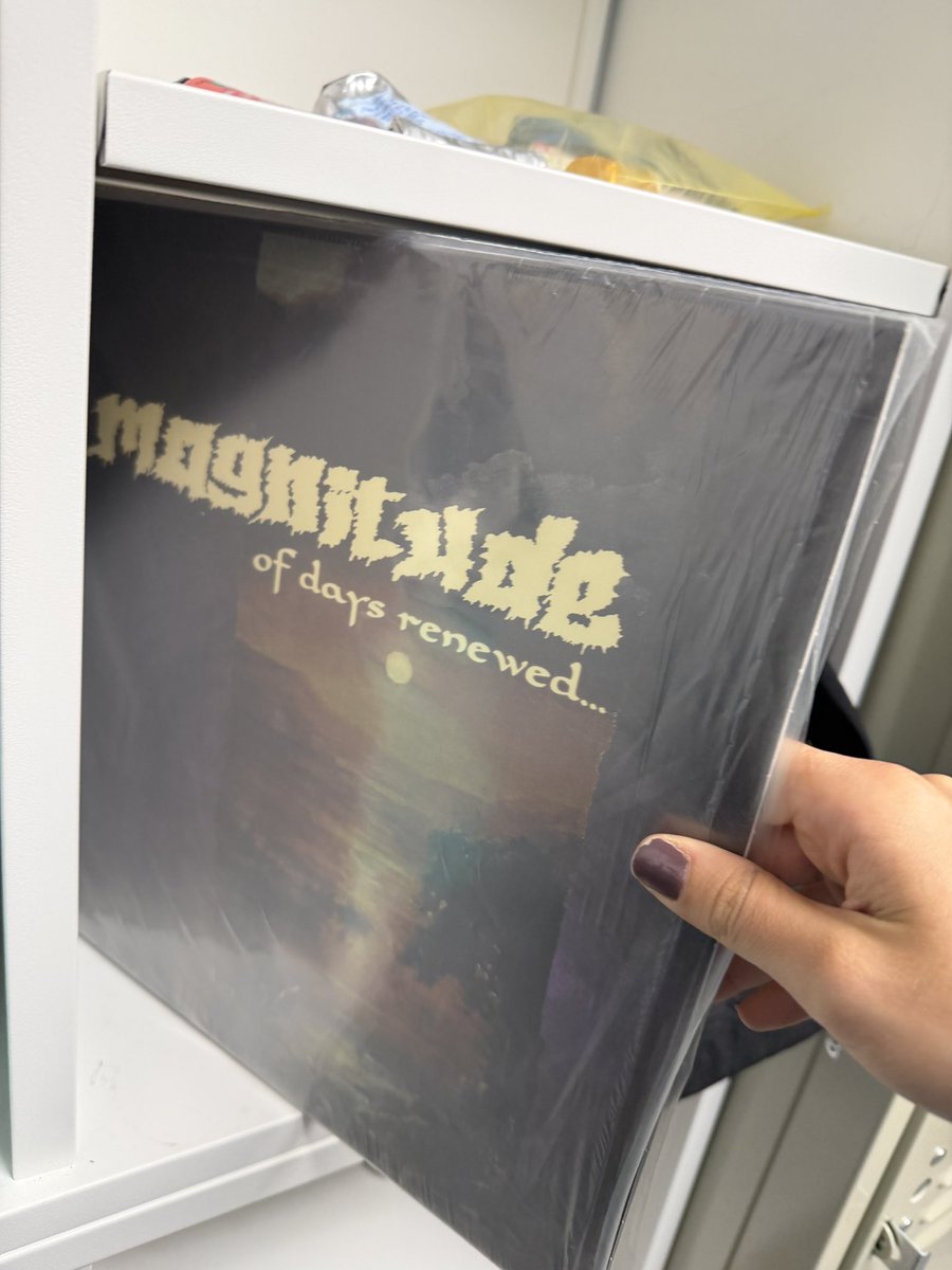 graeyscale's tweet photo. coworker gifting me this, hashtag straight edge https://t.co/PgxRMYhdsC