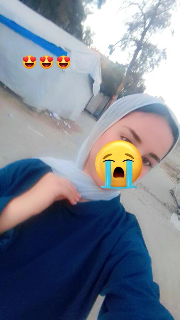 PutterDevi65049's tweet photo. "I am Etemad from Gaza… We are honestly hungry and going through very difficult circumstances. We need a little help to provide food and basic necessities. Please don't forget us, any support from you could make a big difference to us." https://t.co/mnhSdZlDri