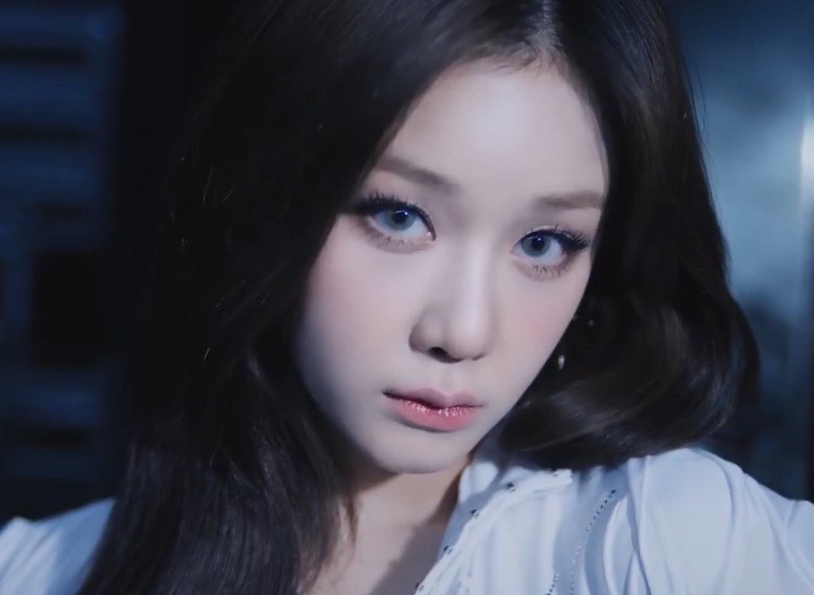 monsterblinky's tweet photo. Accccckkkkkk pretty ..

#BABYMONSTER_CHOOM #BABYMONSTER #베이비몬스터 
#파리타 #PHARITA #루카 #RUKA #RUPHA https://t.co/fwdjp7sAtg