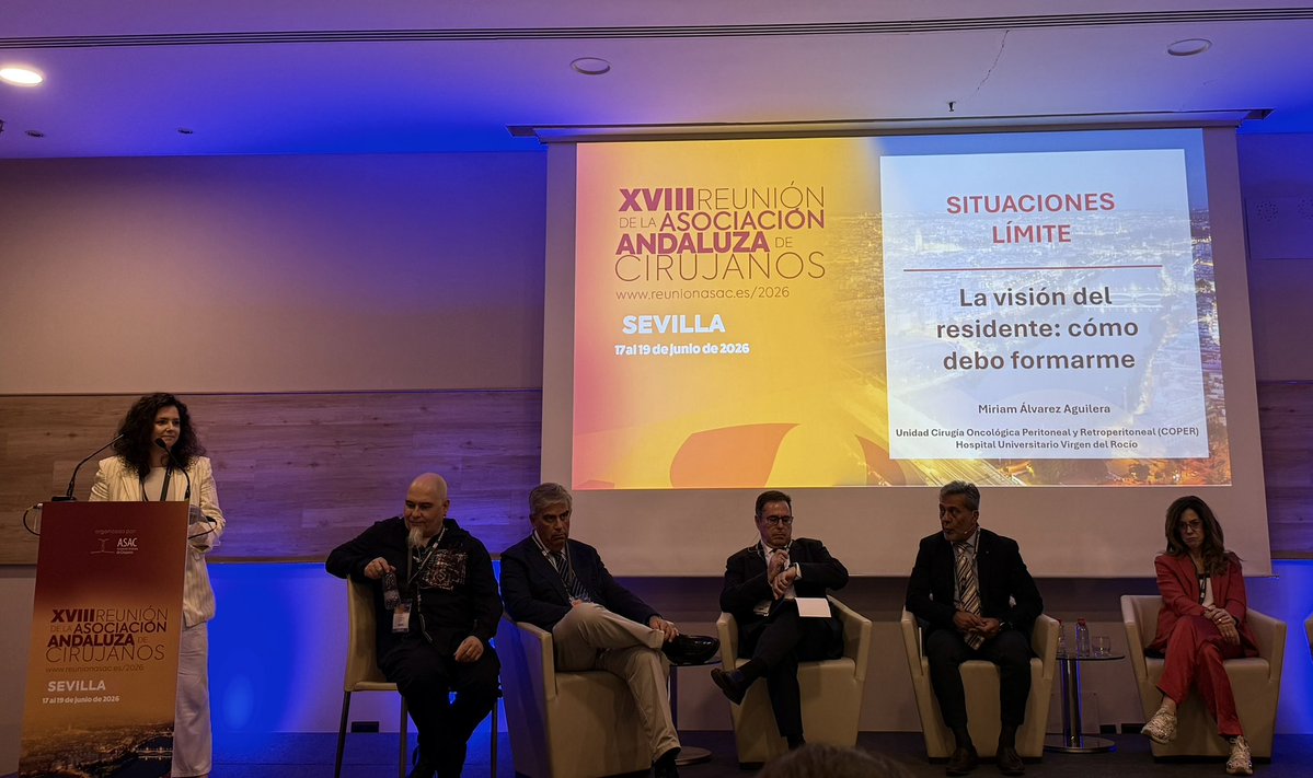 CirugiaHUVR's tweet photo. Continuamos con amplia actividad en el  XVIII Reunion de la @asacirujanos, presentación de comunicaciones, ponencias y moderación de mesas. https://t.co/0evGCOLT7S