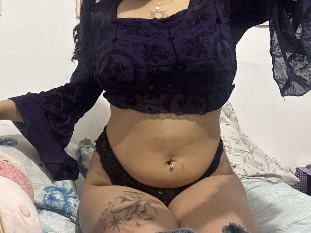 ninaxnoir tweet media