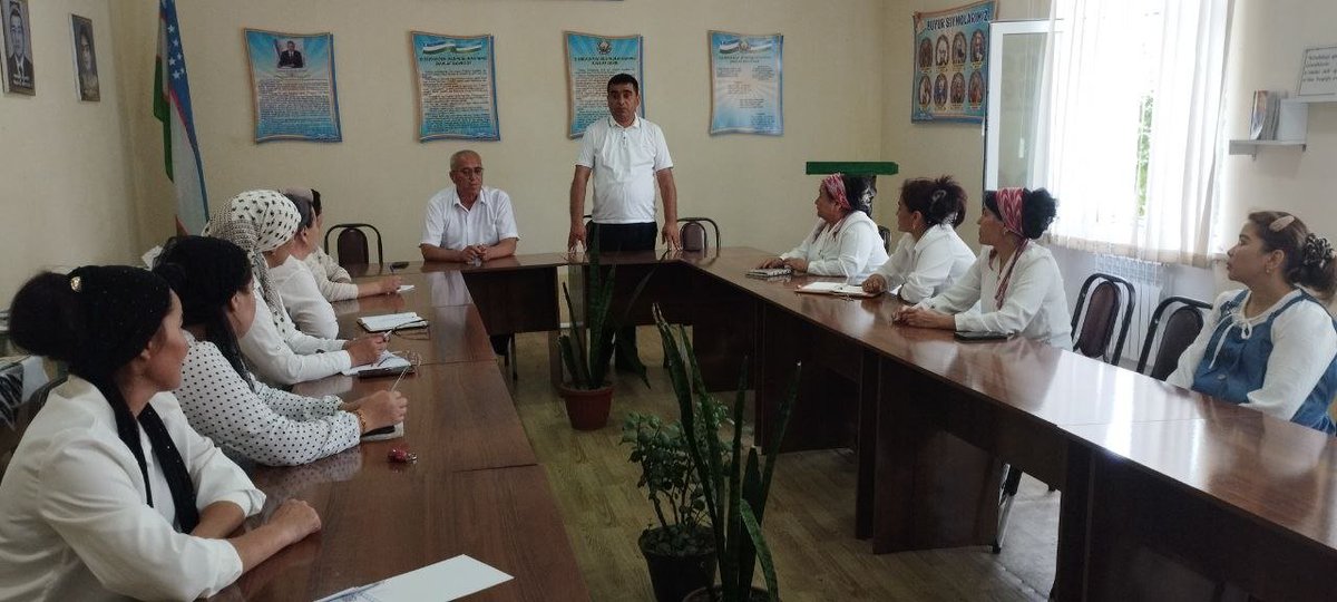 ShahrixonTAKM's tweet photo. Bugun Shahrixon tuman hokimining yoshlar siyosati ijtimoiy rivojlantirish va ma'naviy ma'rifiy ishlar bo'yicha o'rinbosari Rahmonov Behzodbek Axborot-kutubxona markaziga tashrif buyurdi.Tashrif davomida "Dolzarb 90 kunlik uchun ish rejalar tuzish, aholi va yoshlar orasida https://t.co/HXA52PKeGz