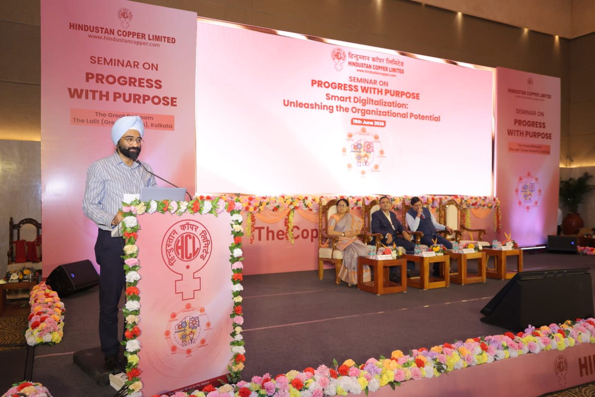 copper_ltd's tweet photo. Mr Harsimran Singh, CVO, HCL welcomed all with his vibrant address and delivered on the theme “Smart Digitalization : Unleasing the Organizational Potential” offering valuable insights and observations.
#HindustanCopper #Seminar #Progress #DigitalMining #MiningTechnology #MiningExcellence #MiningIndia #VigilanceAwareness #ProgressWithPurpose #EthicsAndIntegrity #GoodGovernance #ChiefVigilanceOfficer #MinistryOfMines #VigilanceExcellence #LeadershipInAction #Kolkata #Transparency #Accountability #NationBuilding #GovernmentOfIndia #ProfessionalExcellence #VigilanceSeminar #CorporateGovernance #IntegrityFirst
@MinesMinIndia
@kishanreddybjp
@satishdubeyy
@mygovindia
@CVCIndia