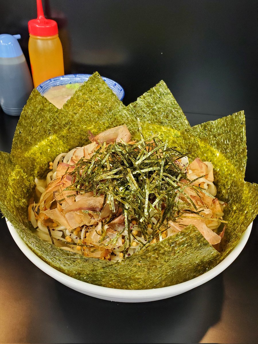 kkse_ssk's tweet photo. ハイパーファットン
梅茶漬け〜梅昆布水つけめん〜
塩つけ汁、超盛
のり8枚

麺丼は昆布水に浸かったアニマルオフで
これだけでスルッと最後まで逝けます

〆のつけ汁で豚とアブラをアニマルして
出来上がりました💯

ご馳走様でした https://t.co/ES0M7SM0QH