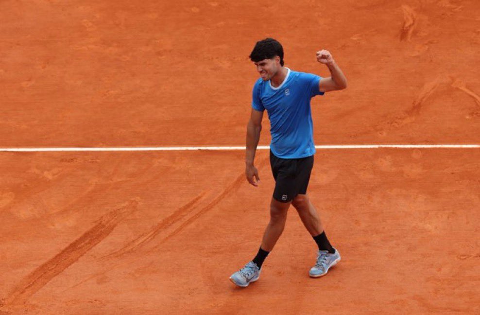 RSBetting_'s tweet photo. Un petit bet tennis l’équipe pour récupérer l’argent que vous avez perdu cette nuit avec la CDM ? 

Du soutien c’est possible ? 🔥

100 LIKES J’ENVOI ❤️ https://t.co/8Xz45qUYkS