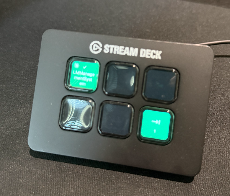 timvdhoorn's tweet photo. @herdrdev I created a Stream Deck plugin to monitor my herdr agents from my desk :) https://t.co/4EdaLzHTXL https://t.co/3h3GZJEEd8