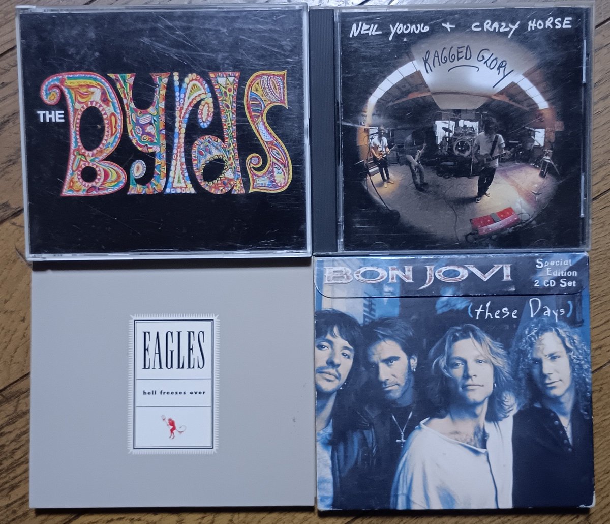 最もよく聴いた90年代のアルバムを4枚あげる 1. The Byrds: Flyte 65 