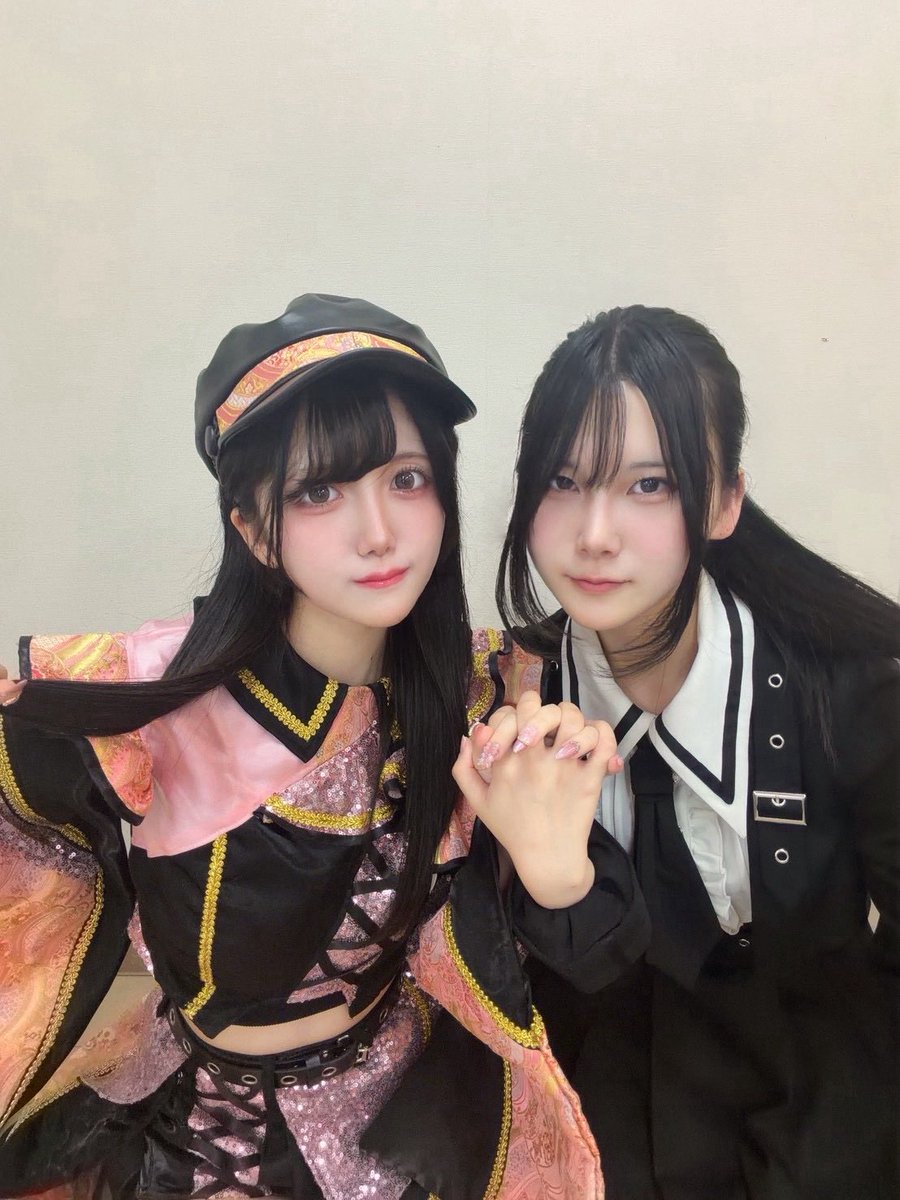 gurumeido's tweet photo. ぐるティア14周年LIVE
🔥炎花繚乱-15年目の戦化粧-🔥
まであと71日⚔️

メンバーオフショット📸
めありおん🩷🤍

チケット詳細はこちら🎫
https://t.co/nOWyviMWJv

#炎花繚乱
#15年目の戦化粧
#ぐるティア14周年
#浜松窓枠
#アイドル https://t.co/gqpdQ0bPbD