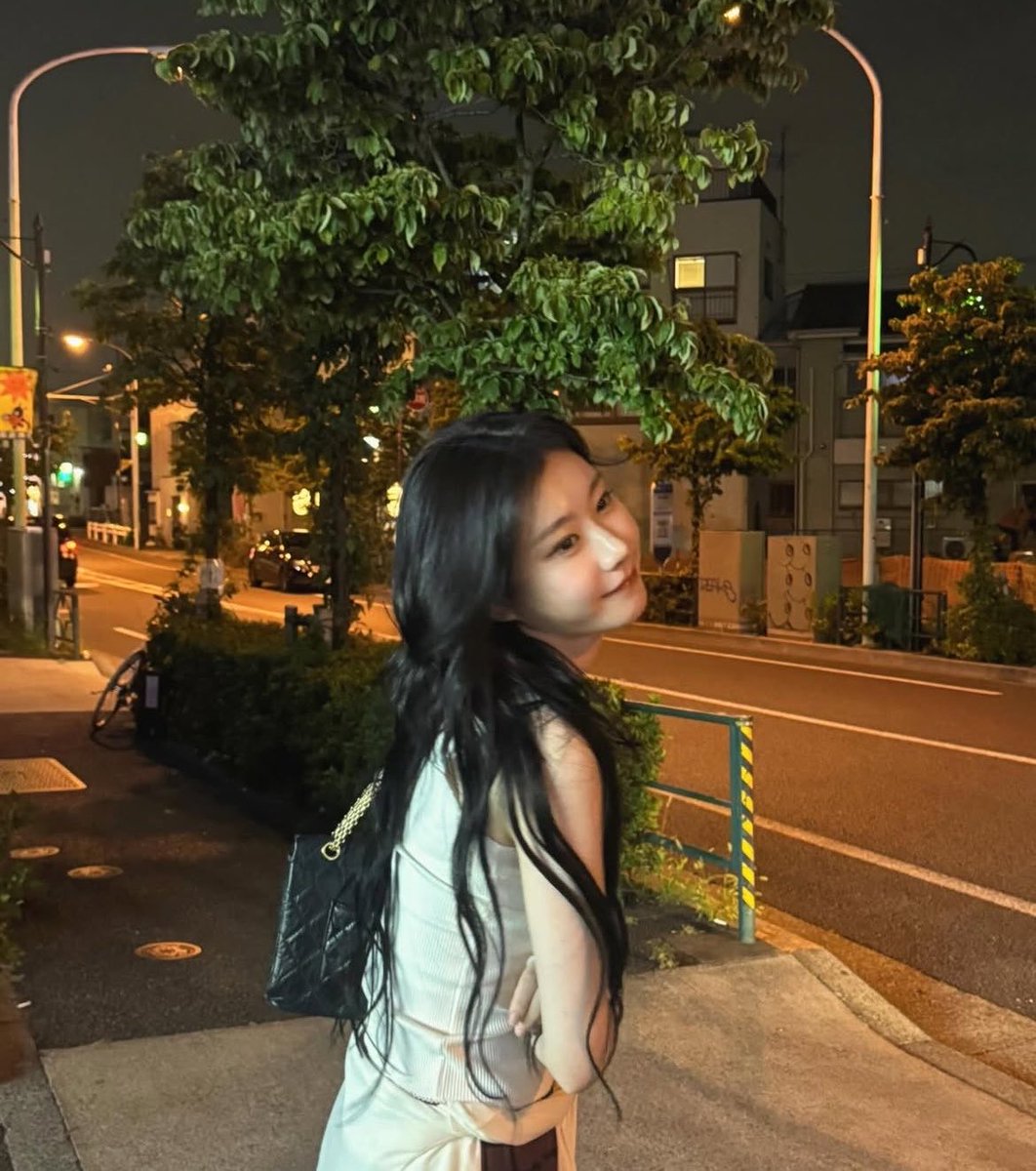 chaerrriyi's tweet photo. @pcyeorl Udah siap oppa, aku udah bawa tas https://t.co/DEUpL8jJ6i