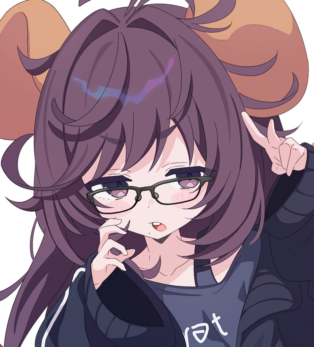 dumbfrenchrat's tweet photo. vtuber vs bedroom 🐀
yea please ignore it https://t.co/6zsy1RWxDi
