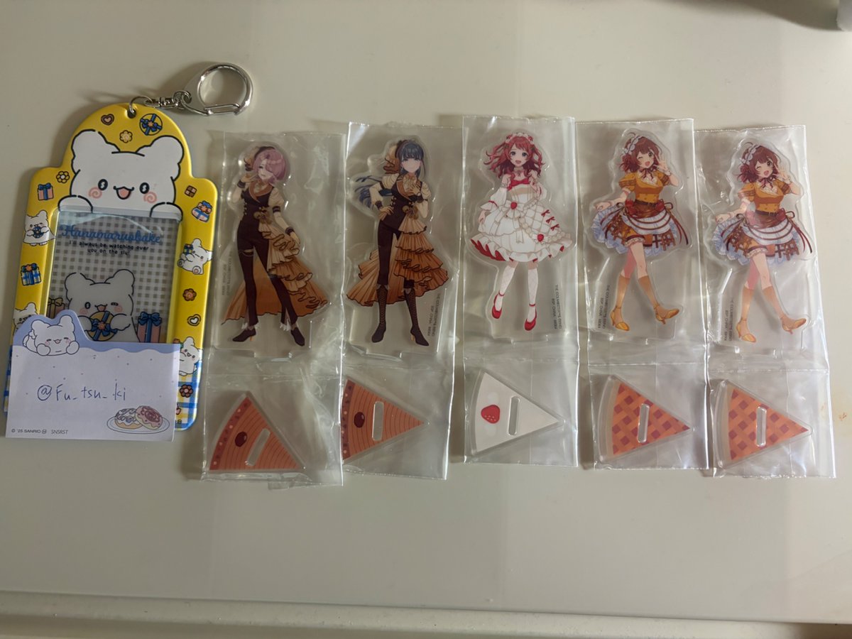 Fu_tsu_ki's tweet photo. 【交換】学園アイドルマスター   学マス 一番くじ　part5

譲 G賞 麻央 燕 佑芽 咲季
　過去弾 佑芽 麻央 星南

求 G賞 ことね 莉波 >>定価

それぞれ各1希望
ことねは複数提供できます
お気軽にお声がけください https://t.co/UCNy2DTc1v