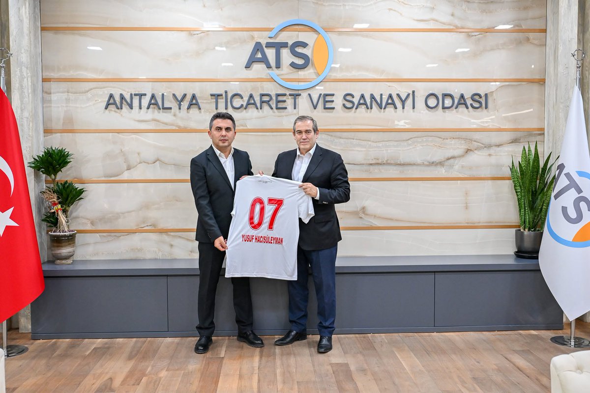 YHacisuleyman07's tweet photo. Antalyaspor Yönetim Kurulu Başkanlığı görevine seçilen kıymetli dostum Mustafa Ergün’ü ve Yönetim Kurulunu tebrik ediyorum.

Yeni dönemin Antalyaspor için hayırlı olmasını diliyor, kulübümüzün hedeflerine ulaşabilmesi için tüm Antalya’nın, taraftarlarımızın, iş dünyamızın ve kent dinamiklerinin ortak akıl ve dayanışma içerisinde hareket etmesinin büyük önem taşıdığına inanıyorum. Antalyaspor’umuza başarılarla dolu bir dönem temenni ediyor, yeni yönetime görevlerinde kolaylıklar diliyorum.